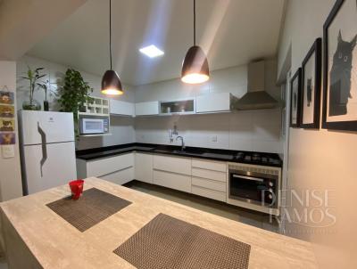 Apartamento para Venda, em Florian�polis, bairro Saco Grande, 2 dormit�rios, 2 banheiros, 1 su�te, 1 vaga